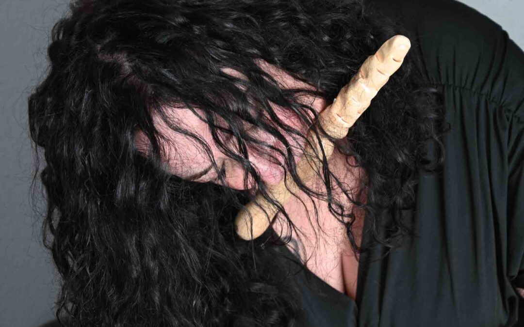 DildonischeKunst sucht ein Model oder Paar